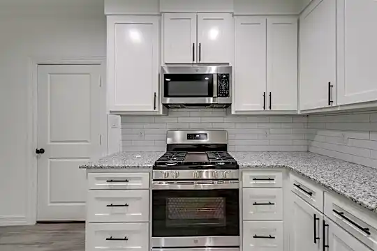 1725 Stuart St Photo 1