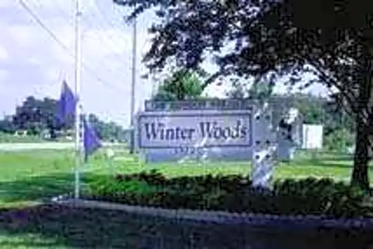Winter Woods Apartments Photo 2