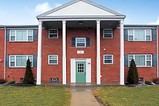 Collegiate Village Photo 2
