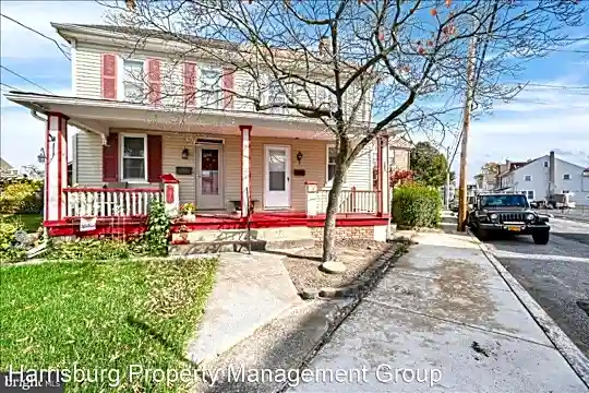 143 Nissley St Photo 1