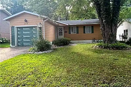 1510 Hilton Dr Photo 1