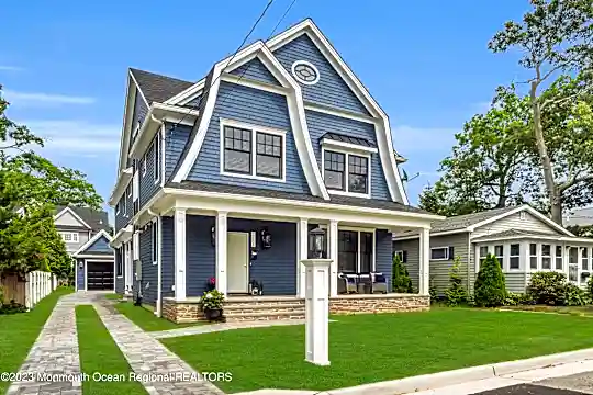 2118 Edgewood Pl #JULY Photo 1