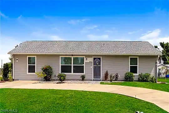 18511 Briggs Cir Photo 1