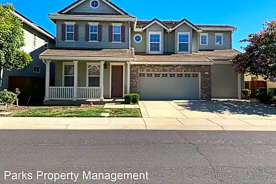 6610 Yellowstone Cir Photo 1