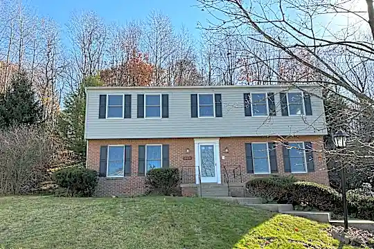 309 Dogwood Dr Photo 1