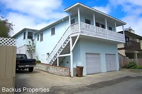 650 Laine St Photo 1