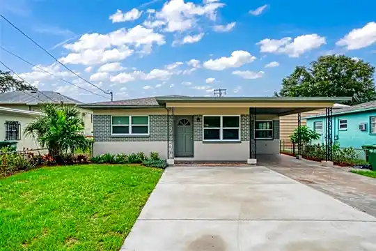 3418 W Grace St Photo 1