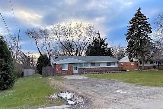 45303 Abington Cir Photo 1
