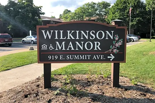 Wilkinson Manor Photo 2