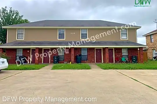 1108 Shanarae Cir Photo 1