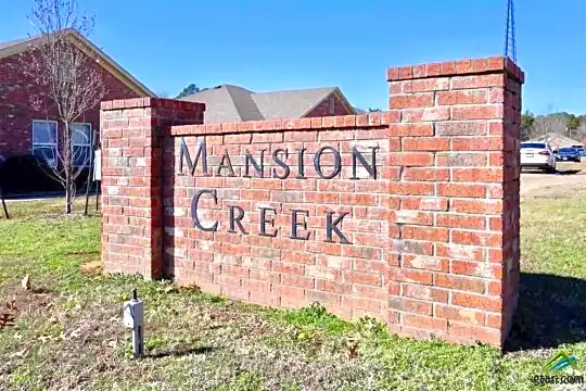 8950 Mansion Creek Cir Photo 1