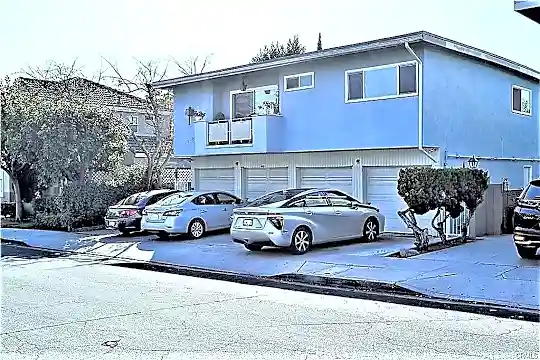 1855 Raymond Ave Photo 1
