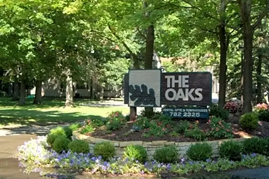 The Oaks Photo 1
