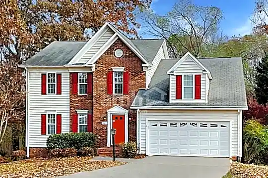 425 Craver Pointe Drive Photo 1