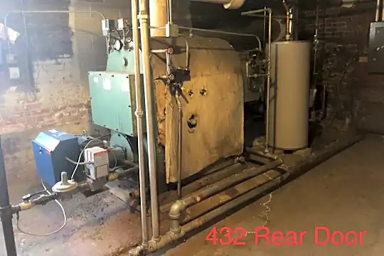 432 S Maple Ave Photo 2