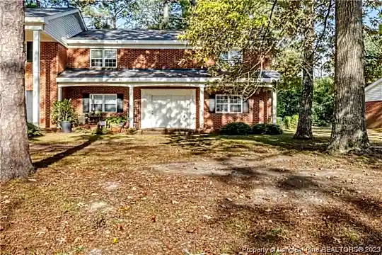 2320 Barrington Cir Photo 1