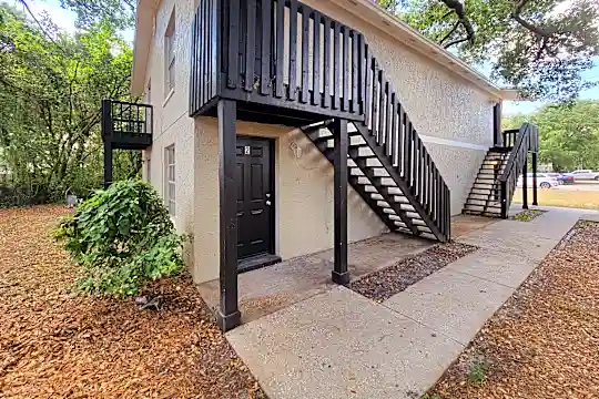 15417 Livingston Ave Photo 1