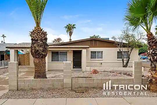 1244 S Jay Circle Photo 1