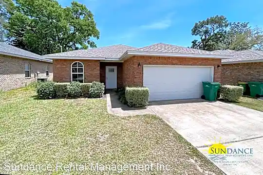 413 Niceville Ave Photo 1