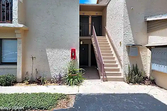 1224 S Palmetto Ave #100 Photo 1