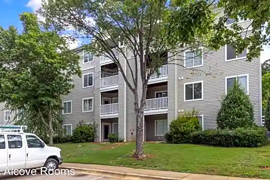 1241 University Ct Photo 1