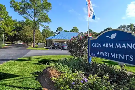 Glenarm Manor Photo 2