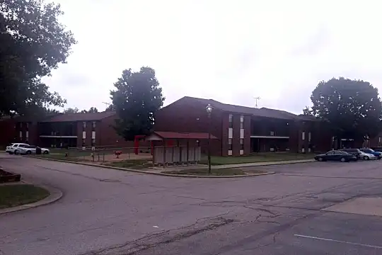 Regency Park Photo 1