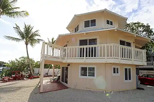 185 El Capitan Dr Photo 2
