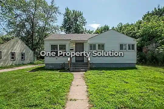 4409 E 11th Ave Photo 1