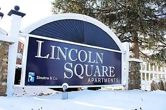 Lincoln Square Photo 1