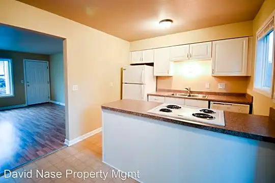 5025 SW Menlo Dr Photo 1