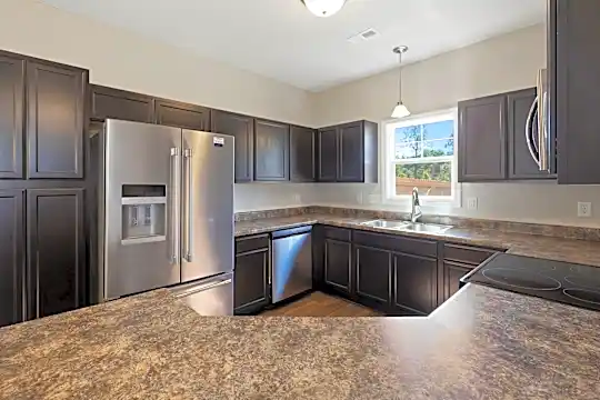 420 Vandemere Ct Photo 2