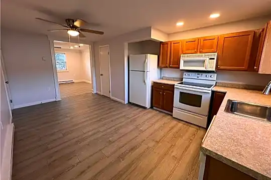 1081 New Haven Rd #8B Photo 2