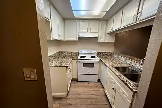 8938 Tobias Ave Photo 1