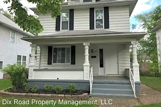 107 Harrison St Photo 1