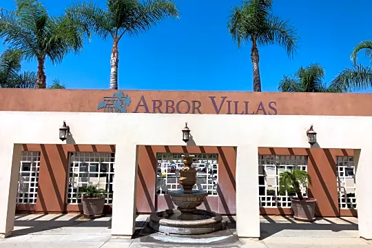 Arbor Villas Apartments Photo 2