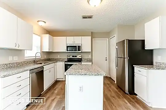 2255 Nettlebrook S St Photo 2