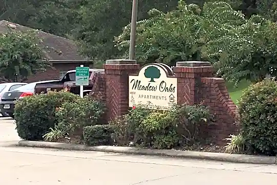 Meadow Oaks Apartments Photo 2