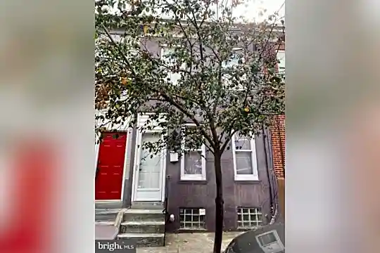 614 Sigel St Photo 1