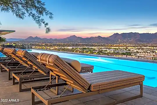 7180 E Kierland Blvd #619 Photo 2