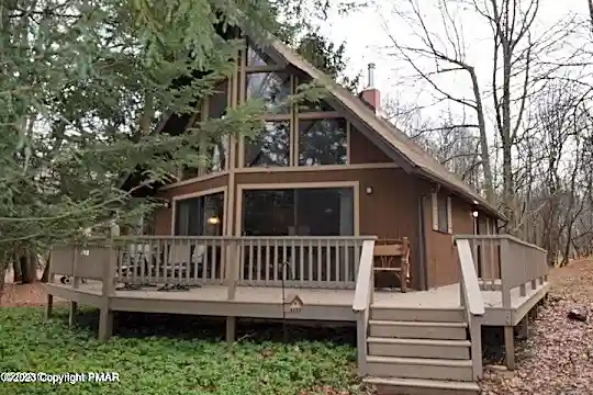 35 Browning Way Photo 1