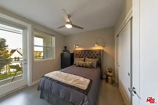 5520 Wilshire Blvd #325 Photo 2