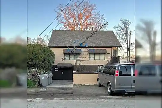 1621 Kathleen Ave Photo 2