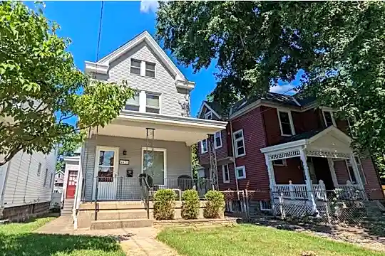4421 Allison St Photo 1