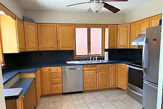 424 W La Salle Ave Photo 2