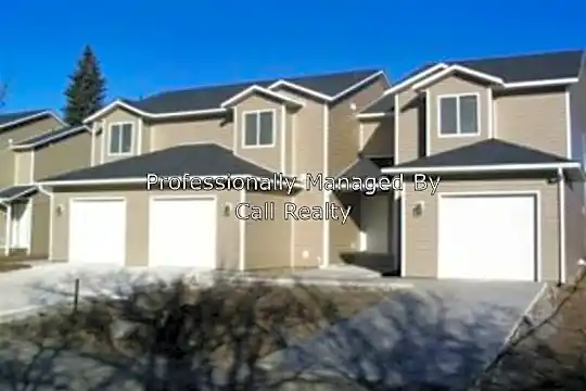 118 N Bowdish, A Photo 1