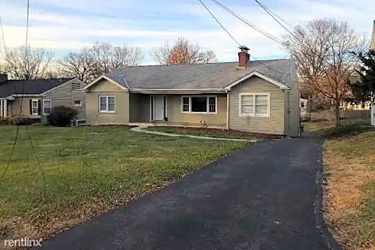 531 W Adams Ave Photo 1