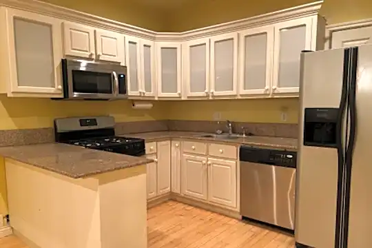 4583 S 190th Ln Photo 2