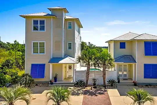 6727 Kiva Way Photo 1