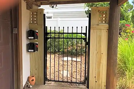 Private Entrance.jpg